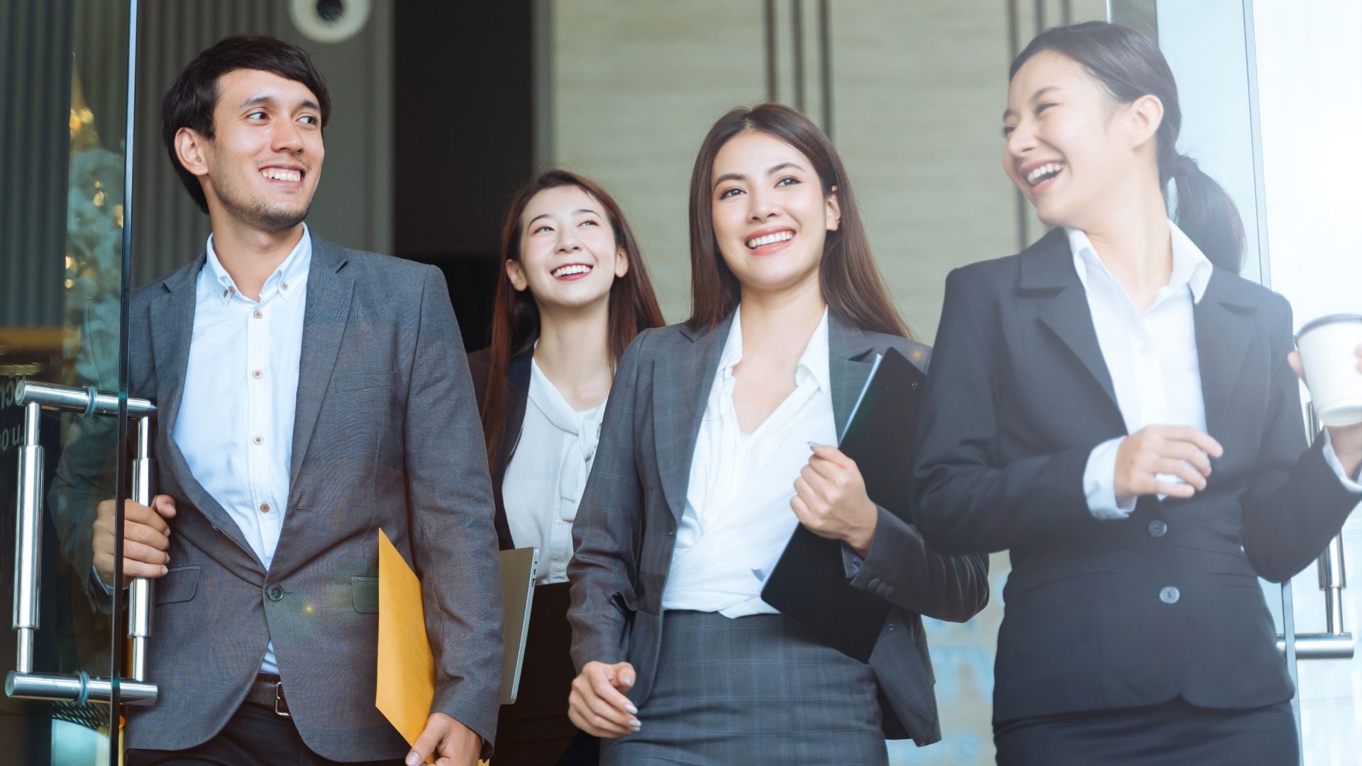 skilled-team-tailor-made-for-you