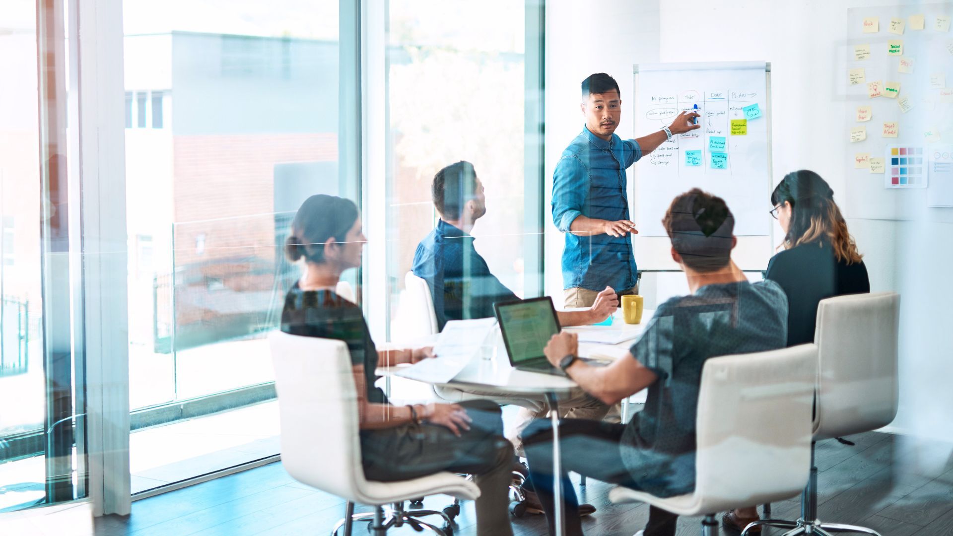 offshore-finance-accounting-team